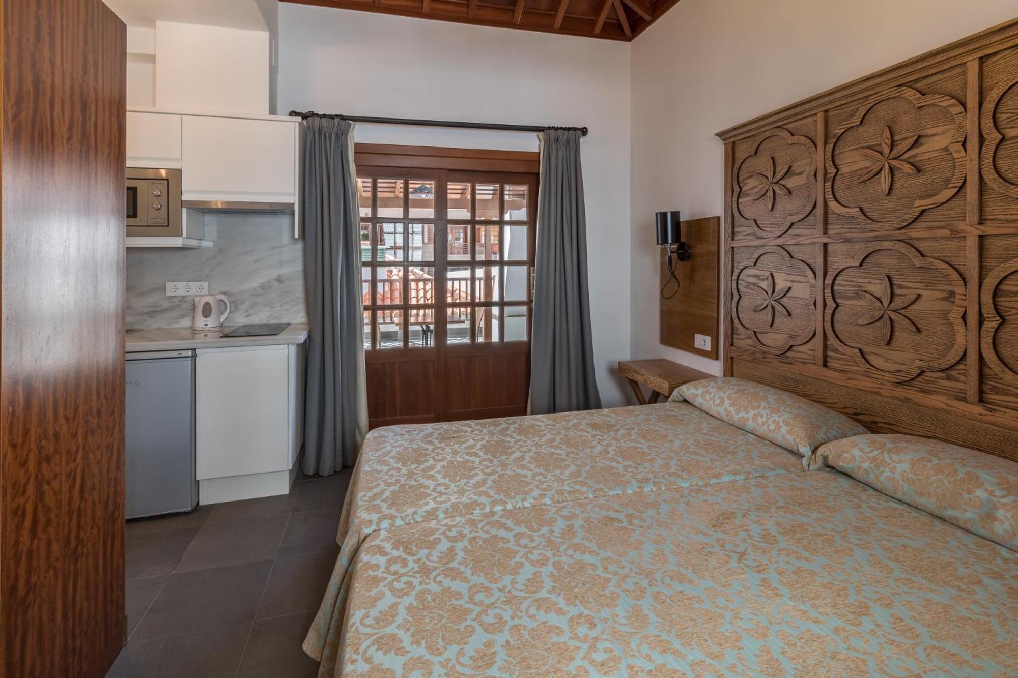 Apartamentos Emblemáticos Ki_tapenas Santa Cruz de la Palma  Bagian luar foto
